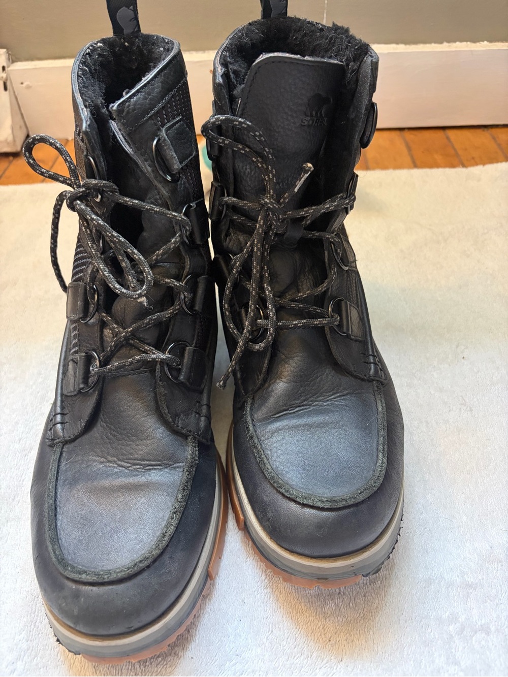 Sorel Kinetic Waterproof Black Leather Lace-Up Boots with Tan Outsole